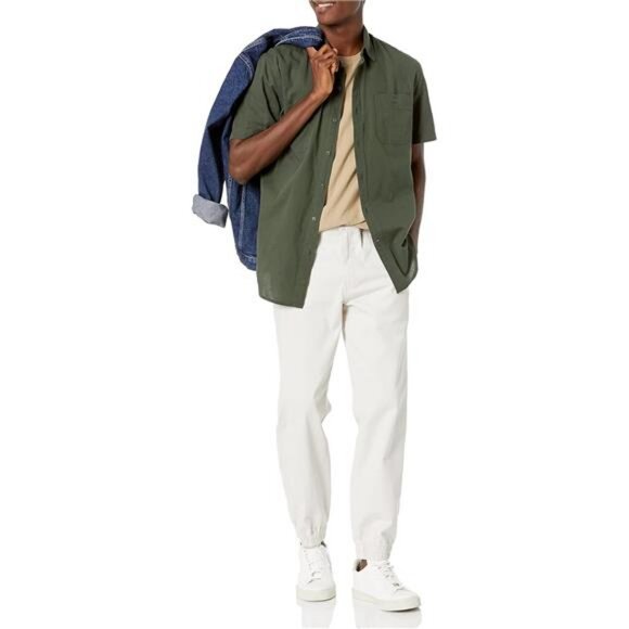 Men's Regular-Fit, Short-Sleeve Button-Down Chambray Shirt - Picture 4 of 7